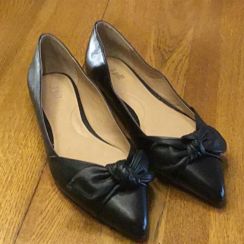 J. Jill Black Flats with Bow Detail